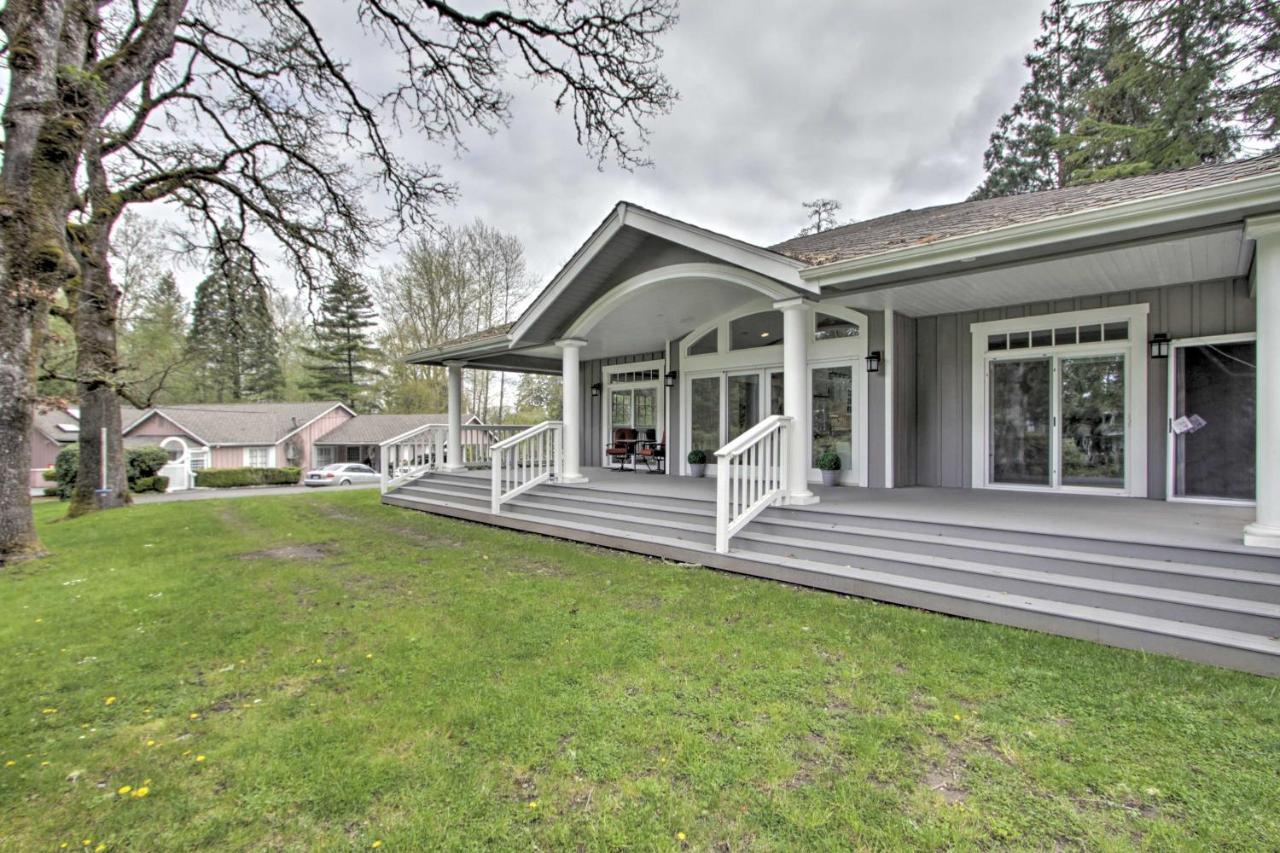Contemporary Tacoma Cottage With Deck And Pond! Exterior foto